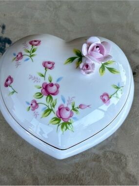 Vintage Trinket Box